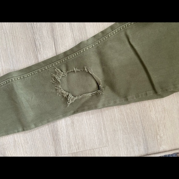 Never worn free people ripped jeans - Picture 2 of 6